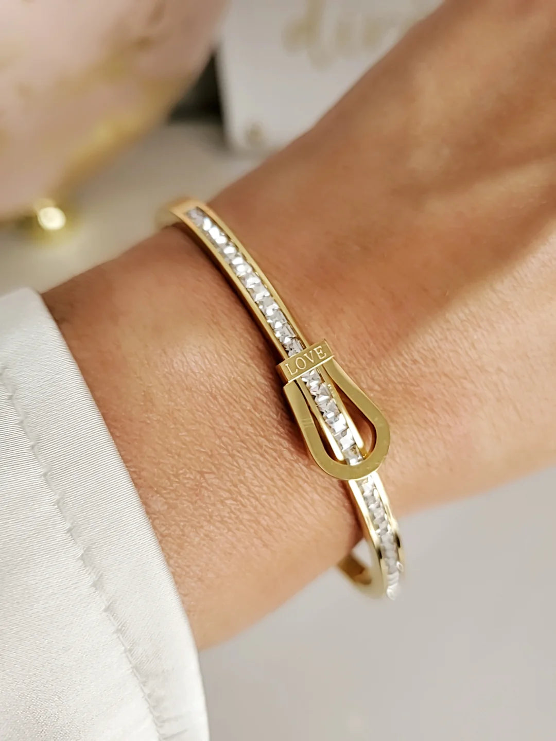 "Shimmering Gold Belt Bangle: Upgrade Your Look to Glamorous!"