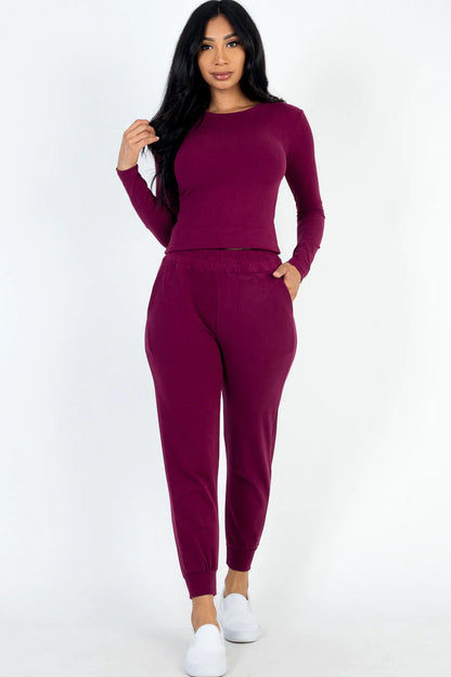 "Luxe Relaxation Set: Capella Ribbed Sweatshirt and Joggers"