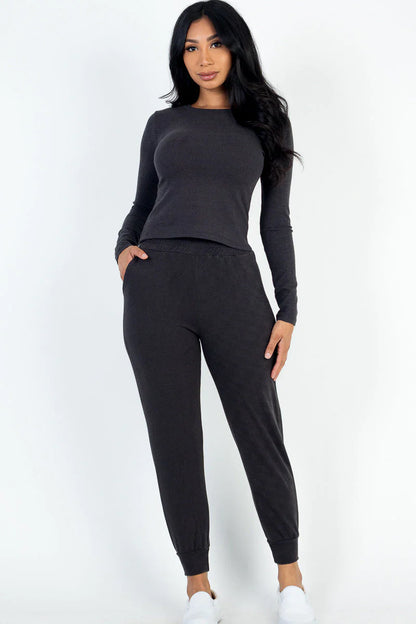 "Luxe Relaxation Set: Capella Ribbed Sweatshirt and Joggers"